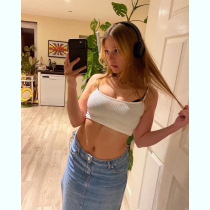           .,,